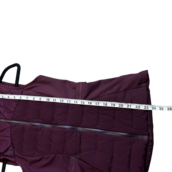 Lululemon Down For It All Vest Dark Adobe - Picture 15 of 15